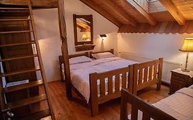 Rodino gnijezdo guesthouse